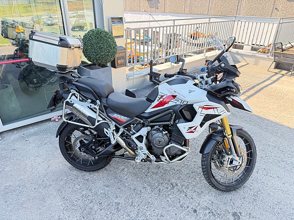 Triumph Tiger 1200 // DEMO 7 of 10