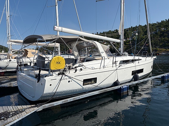 Langturklar 2020 Beneteau Oceanis 46.1 – Owners med ensuite WC bad og dusjbad 2 of 5