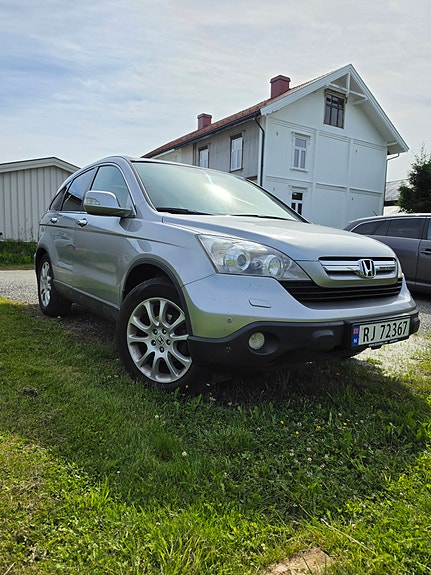 Honda CR-V 2 of 5