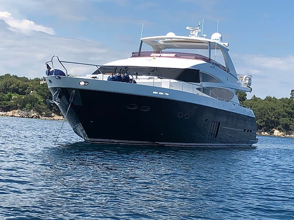 Exclusiv Princess 85 for Charter 5 of 30