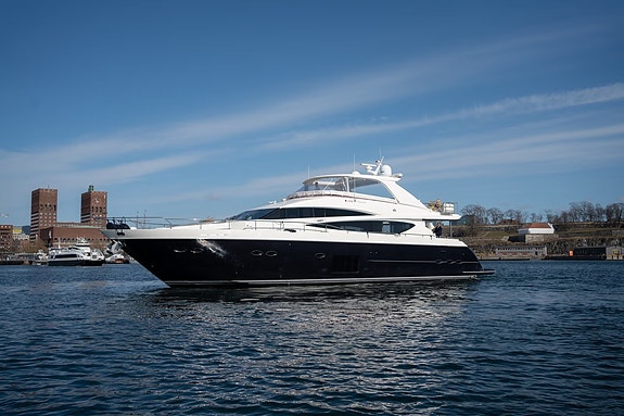 Exclusiv Princess 85 for Charter 2 of 30