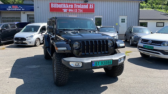 Jeep Wrangler 9 of 21