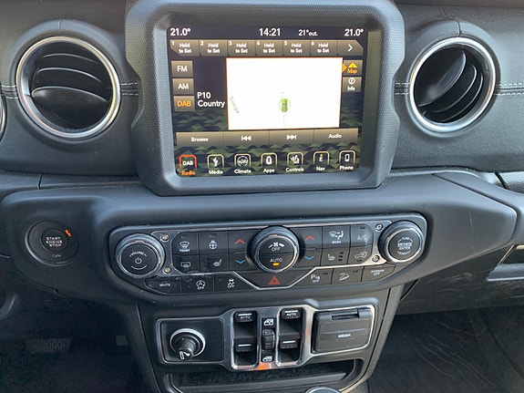 Jeep Wrangler 19 of 21
