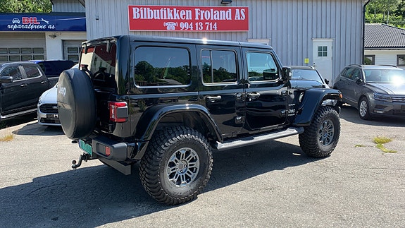 Jeep Wrangler 13 of 21
