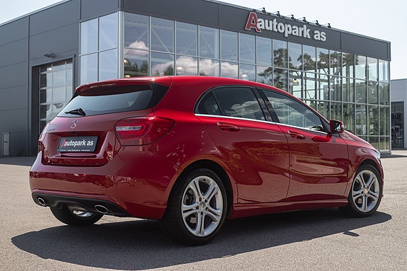 Mercedes-Benz A180 5 of 5