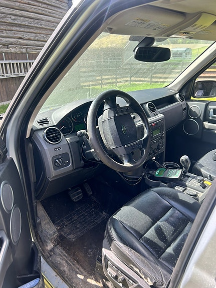 Land Rover Discovery 3 5 of 5