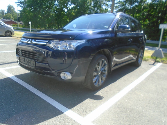 Mitsubishi Outlander 4 of 5