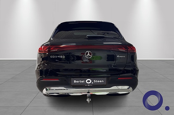 Mercedes-Benz EQS SUV 4 of 5