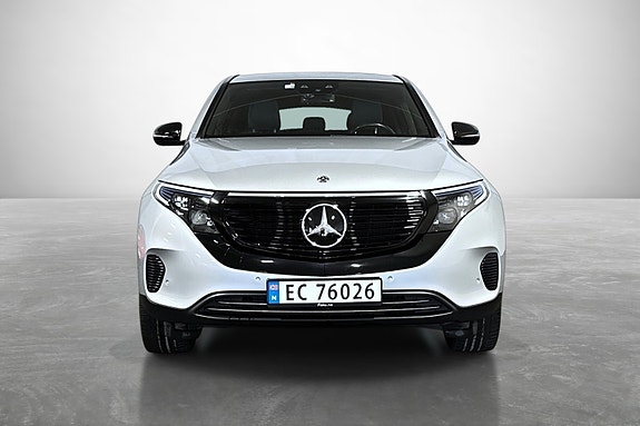 Mercedes-Benz EQC400 3 of 5