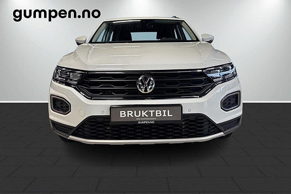 Volkswagen T-Roc 4 of 5