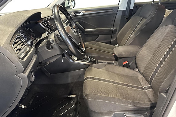 Volkswagen T-Roc 5 of 5