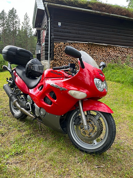 Suzuki GSX 600 F 5 of 7