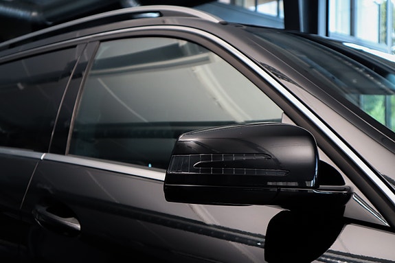 Mercedes-Benz E-Klasse 3 of 5