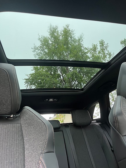 Peugeot 3008 3 of 5