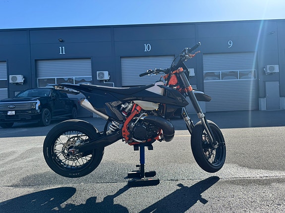 KTM 300 EXC 2 of 5