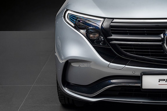 Mercedes-Benz EQC400 5 of 5