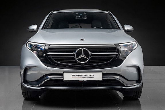 Mercedes-Benz EQC400 4 of 5
