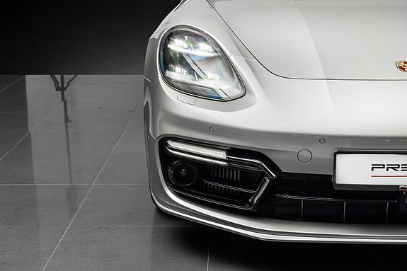 Porsche Panamera 5 of 5