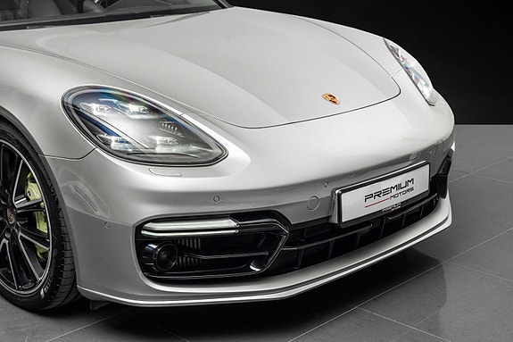 Porsche Panamera 3 of 5