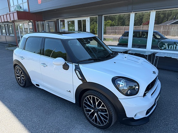 MINI Countryman Cooper SD 2 of 5