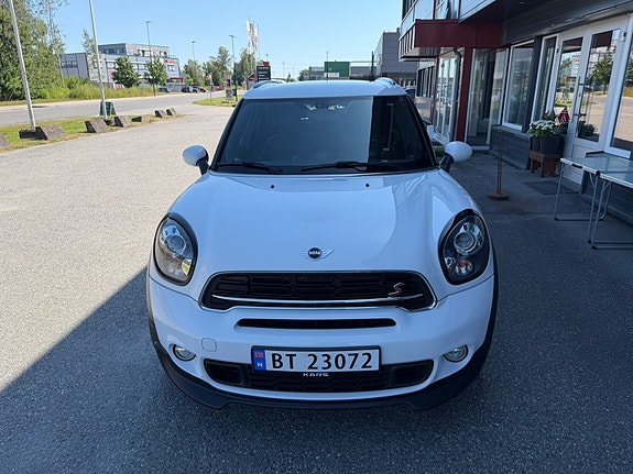 MINI Countryman Cooper SD 4 of 5