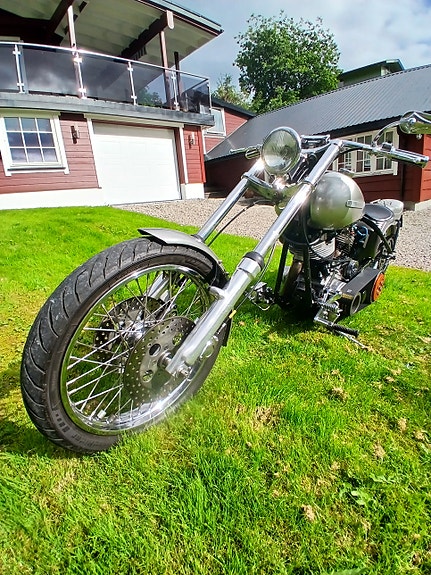 Harley-Davidson 4 of 5