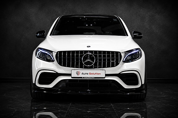 Mercedes-Benz GLC63 3 of 5