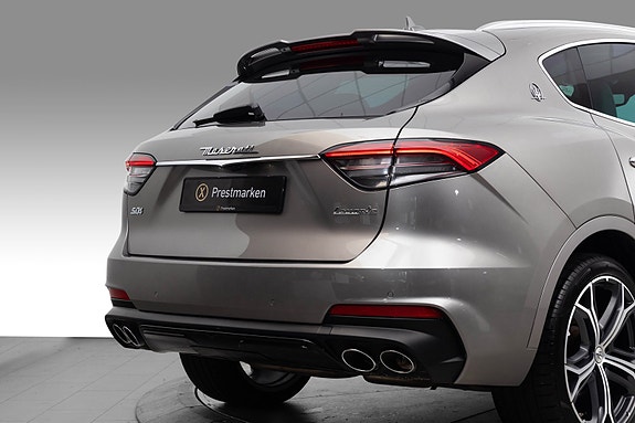 Maserati Levante 5 of 5