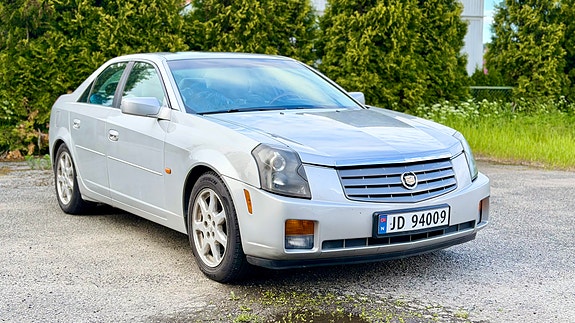 Cadillac CTS 3 of 5
