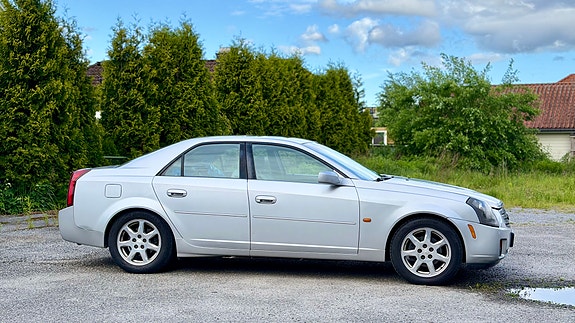 Cadillac CTS 4 of 5