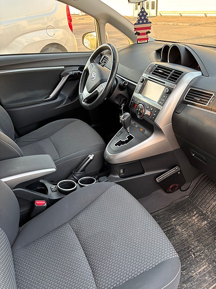 Toyota Verso 5 of 5