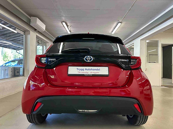 Toyota Yaris 5 of 5
