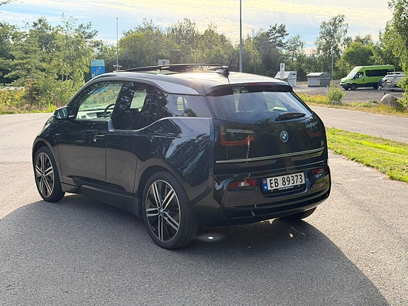 BMW i3 4 of 5