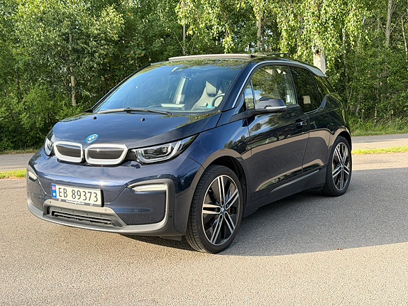 BMW i3 2 of 5