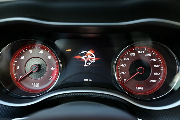 Dodge Charger 25 of 29