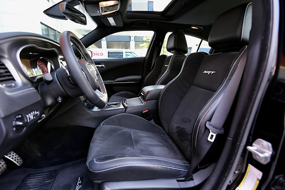 Dodge Charger 28 of 29