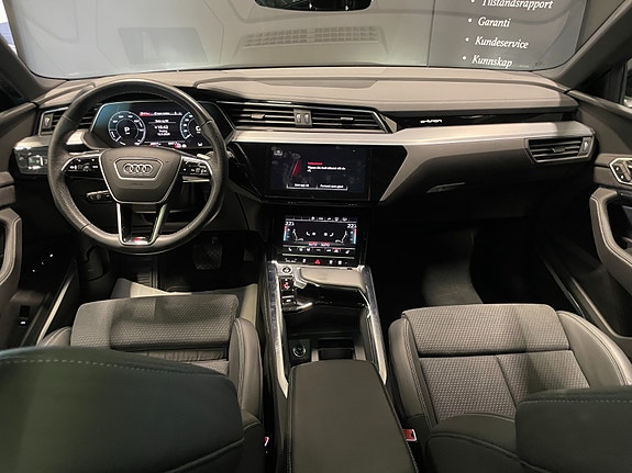 Audi e-tron 23 of 30