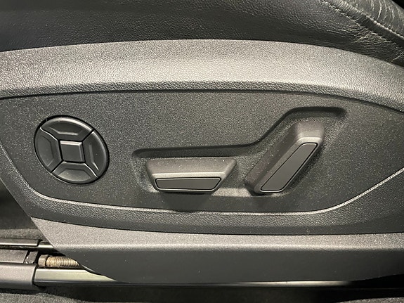 Audi e-tron 17 of 30