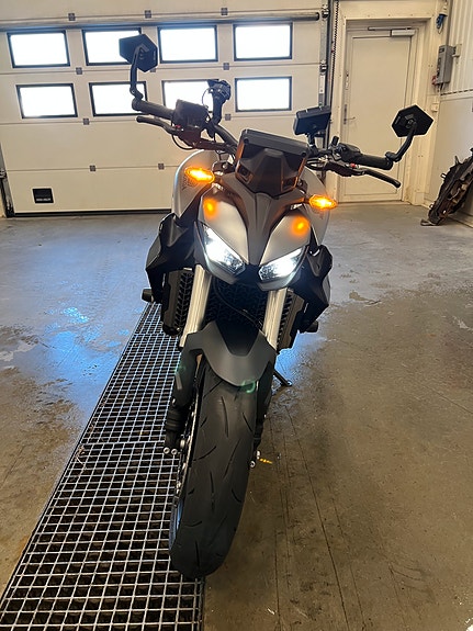 Honda CB1000 Hornet, Pen og Tøff sykkel med mye utstyr, Med Comfort, Sport og Style pakker! FabrikkGaranti 57mnd! Satt ned i pris! 9 of 28