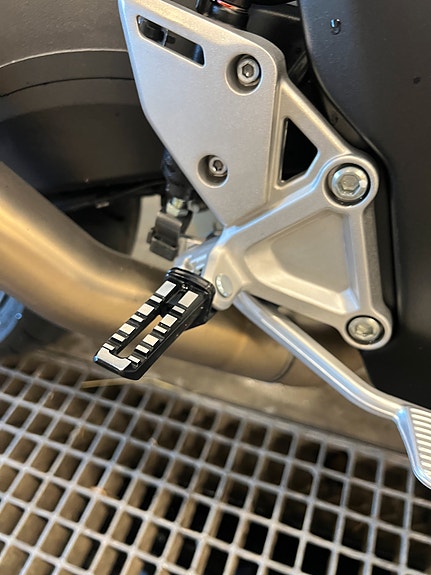 Honda CB1000 Hornet, Pen og Tøff sykkel med mye utstyr, Med Comfort, Sport og Style pakker! FabrikkGaranti 57mnd! Satt ned i pris! 17 of 28