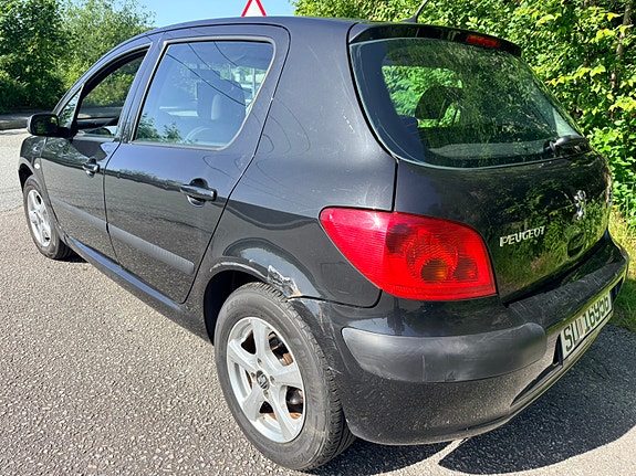 Peugeot 307 5 of 5