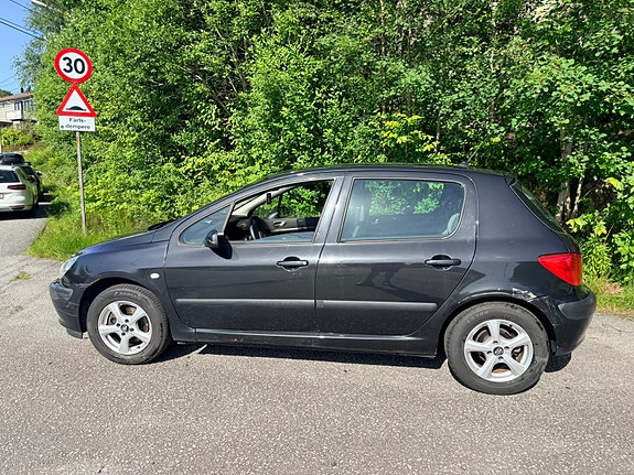 Peugeot 307 3 of 5