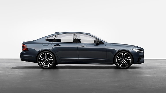 Volvo S90 2 of 5