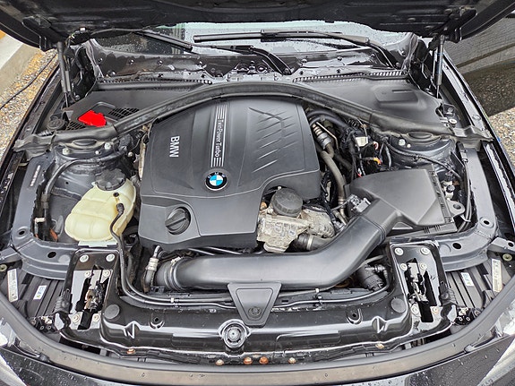 BMW 335i 11 of 21