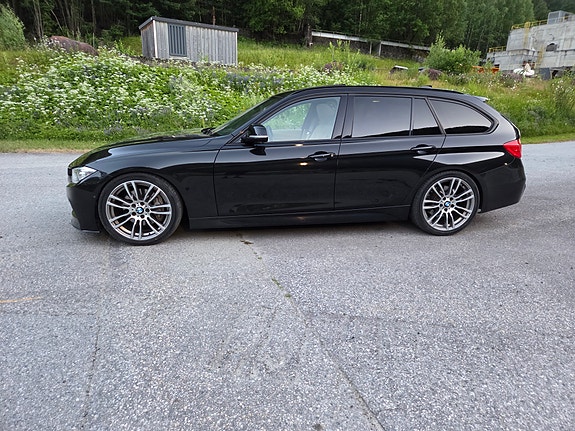BMW 335i 5 of 5