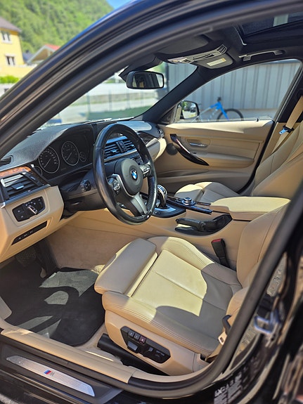 BMW 335i 12 of 21