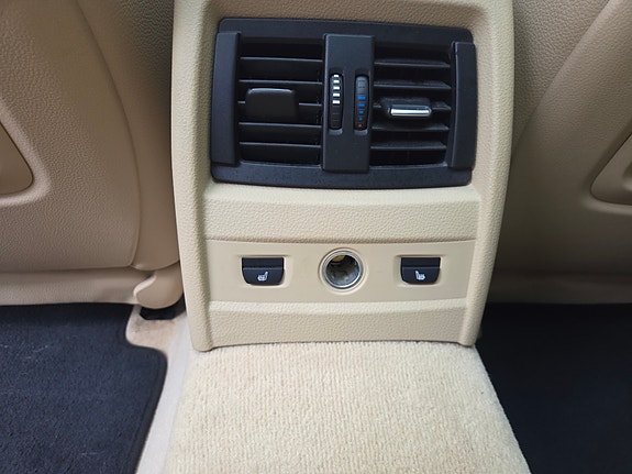 BMW 335i 18 of 21