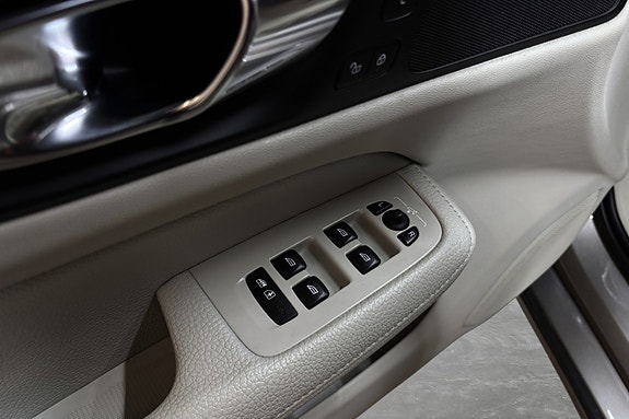 Volvo V60 23 of 30
