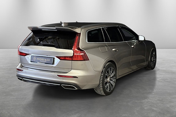 Volvo V60 5 of 5