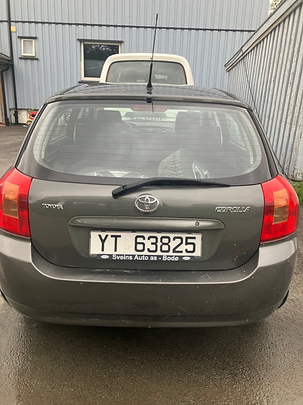 Toyota Corolla 5 of 5